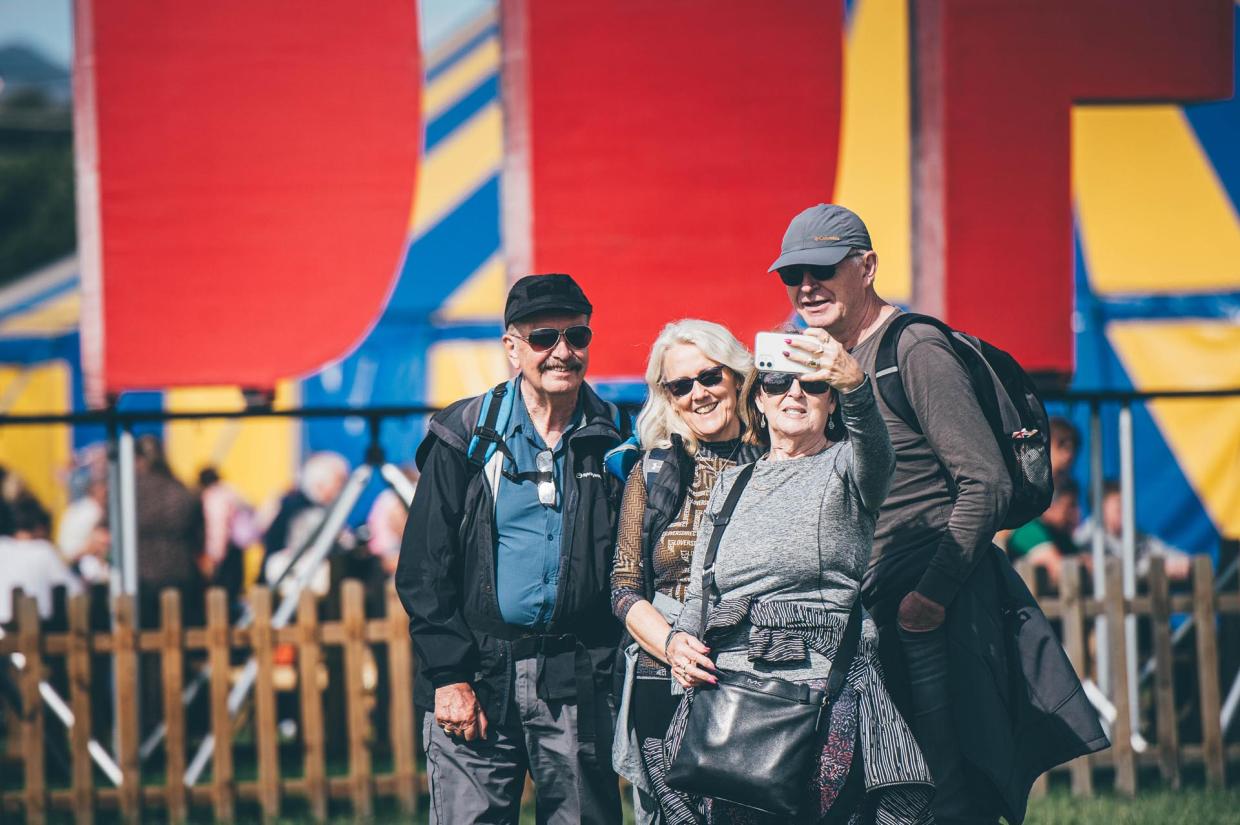 Dydd Sul - Eisteddfod Llŷn ac Eifionydd 