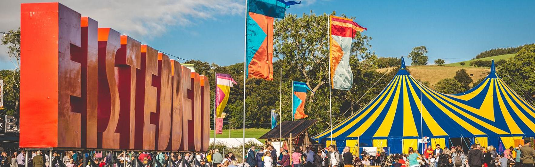 Croeso i’r Eisteddfod Genedlaethol, yr ŵyl ddiwylliannol deithiol fwyaf yn Ewrop. 