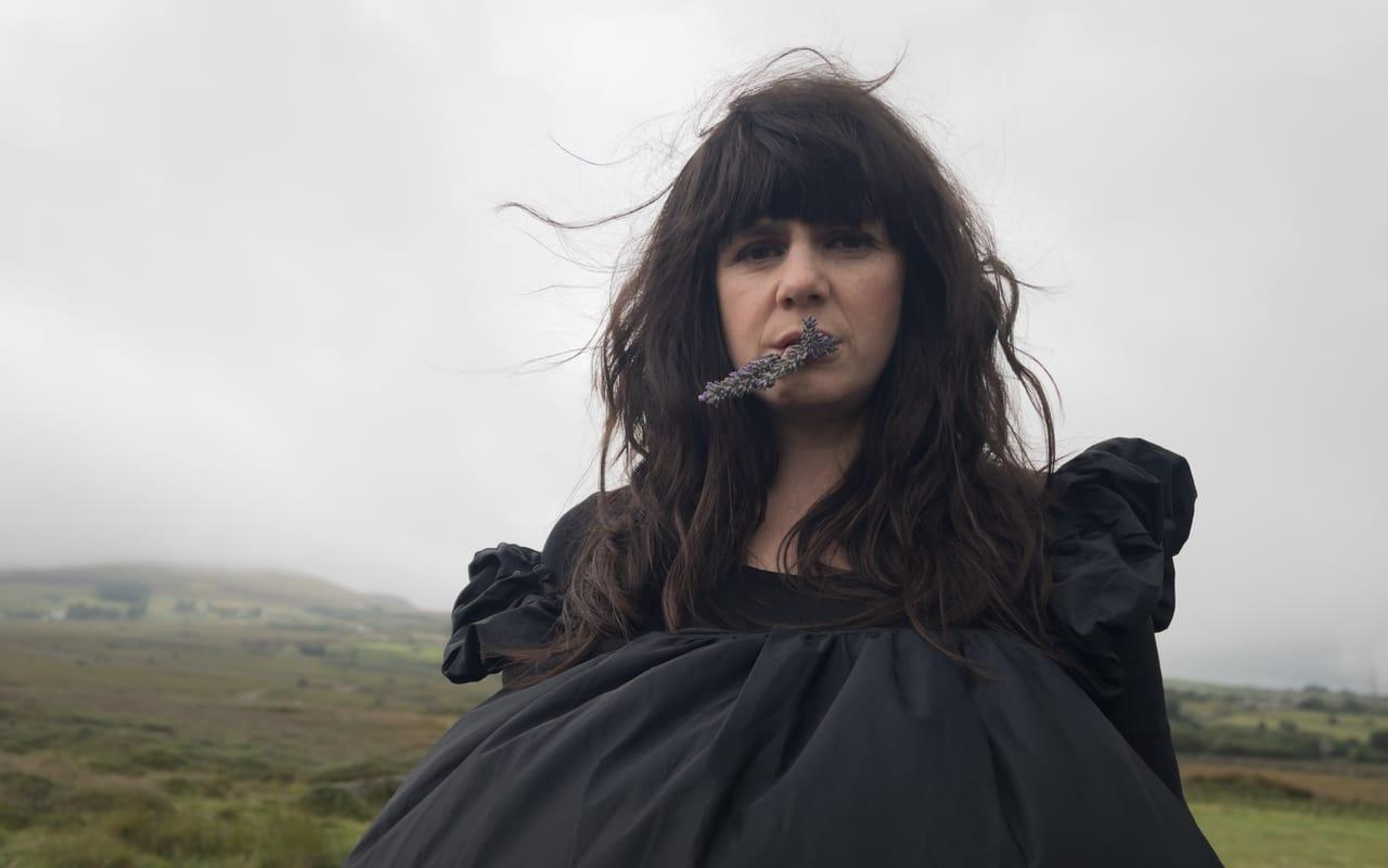 Chwaer Fawr (Mari Morgan) (Gruff ab Arwel) Chwaer Fawr (Mari Morgan)